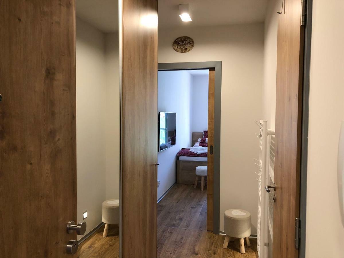 Apartman Jestrab C.15 ヤンスケー・ラーズニェ エクステリア 写真