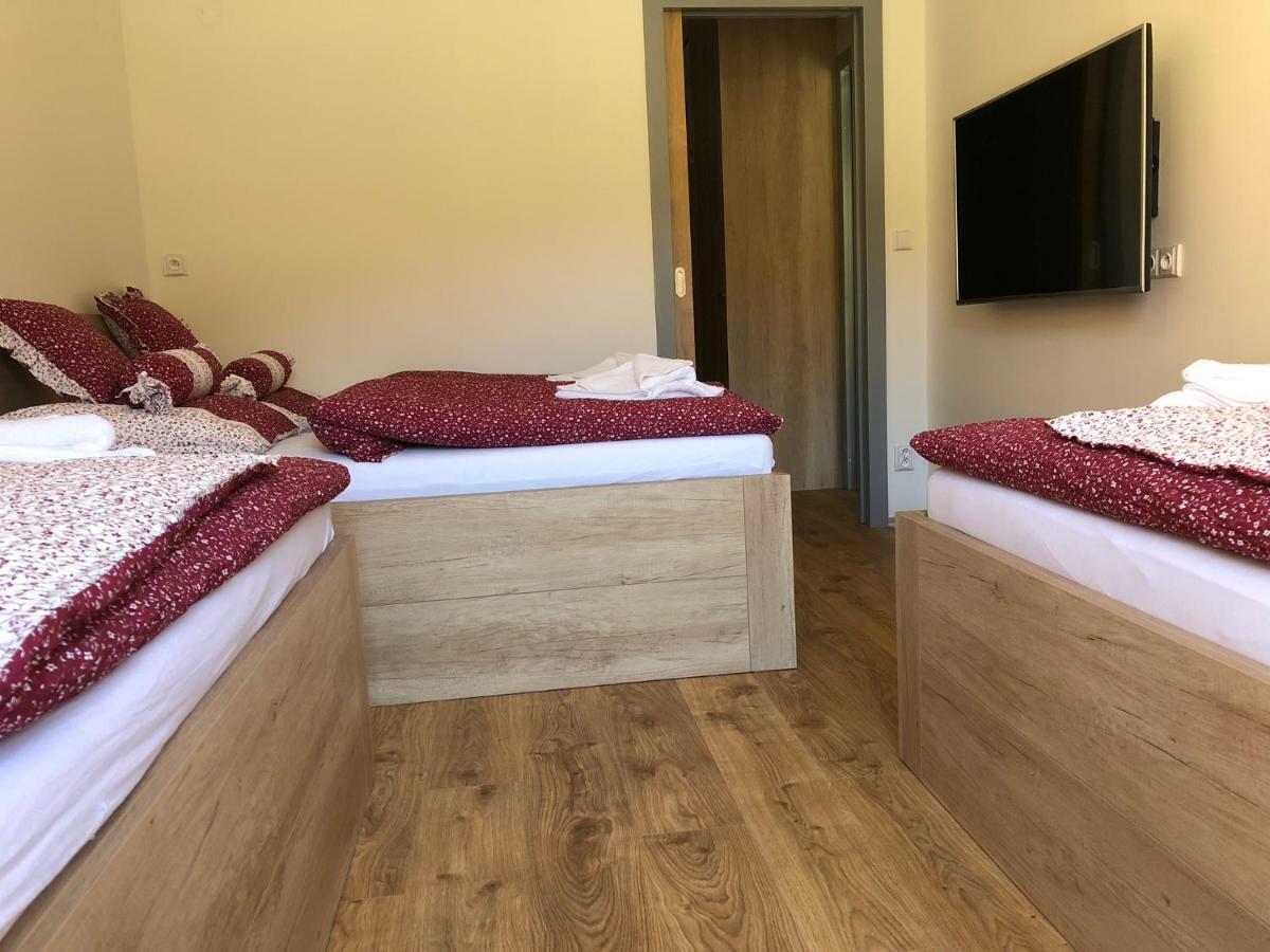 Apartman Jestrab C.15 ヤンスケー・ラーズニェ エクステリア 写真